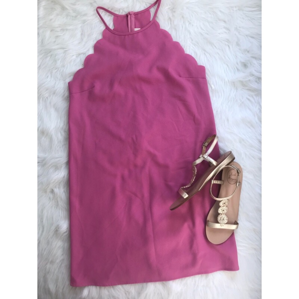 Everly 🎀 scallop dress